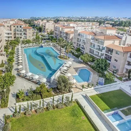 Apartment Retreat At Elysia Park With Gym Pool Paphos